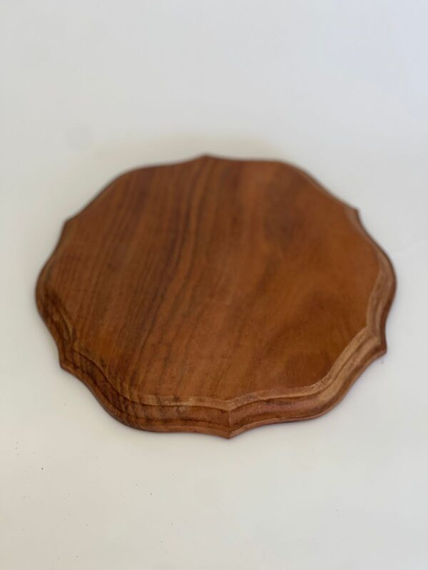 Base de madera grande